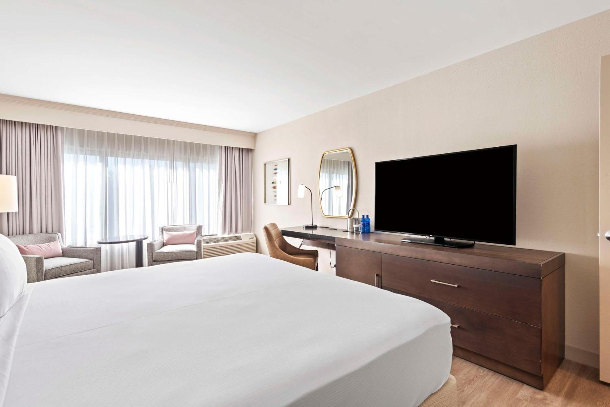 Doubletree By Hilton Columbus Hotel Buitenkant foto