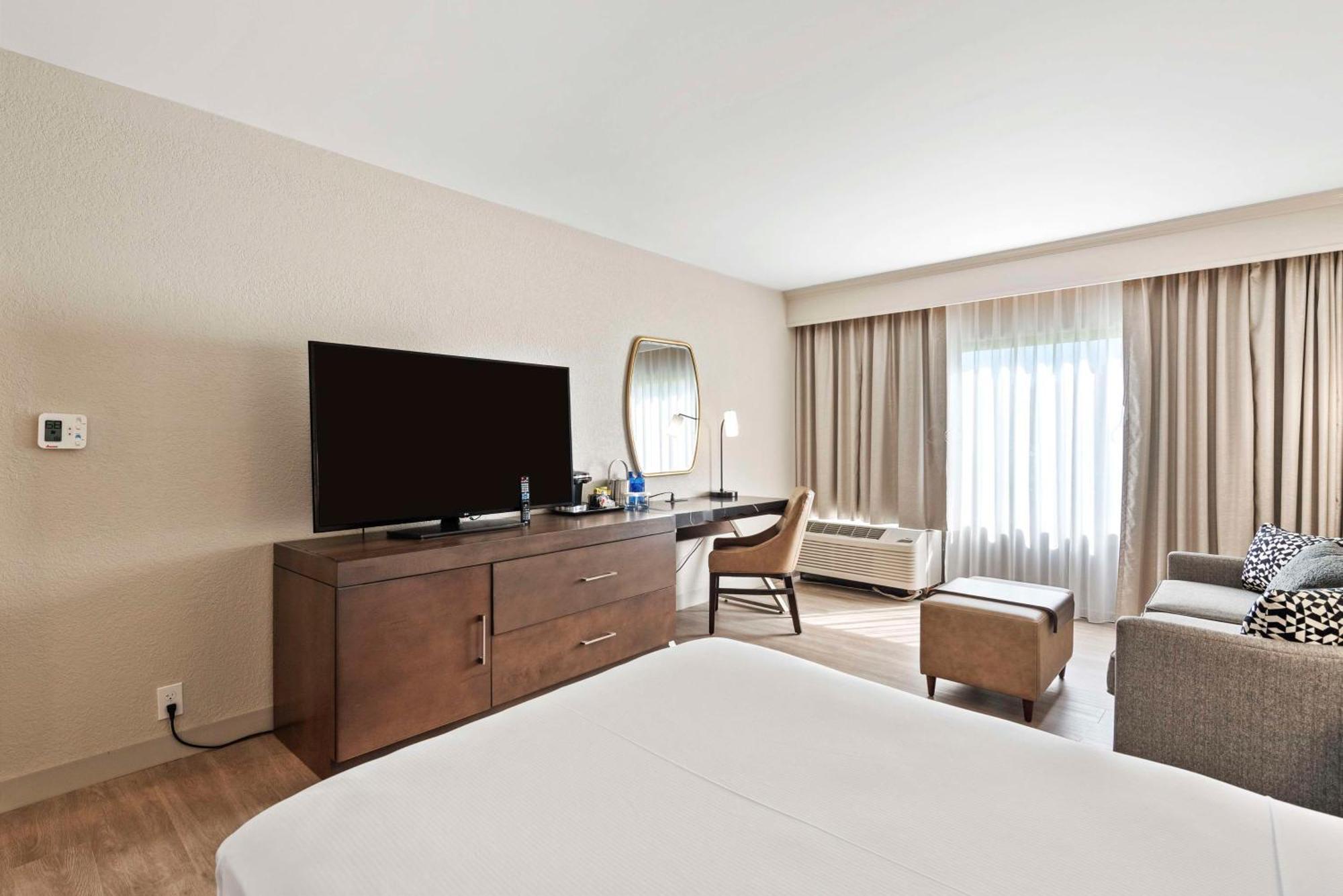 Doubletree By Hilton Columbus Hotel Buitenkant foto