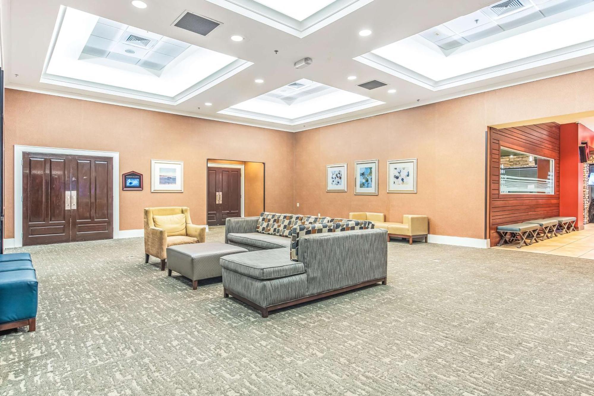 Doubletree By Hilton Columbus Hotel Buitenkant foto
